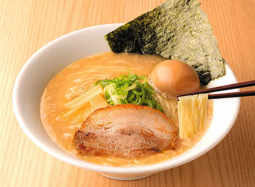 濃厚味玉醤油ラーメン